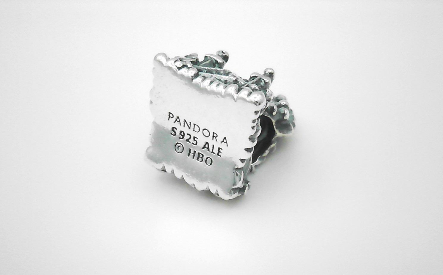 NEW! Authentic Pandora Game of Thrones Iron Throne Charm Green Crystal 792965C01