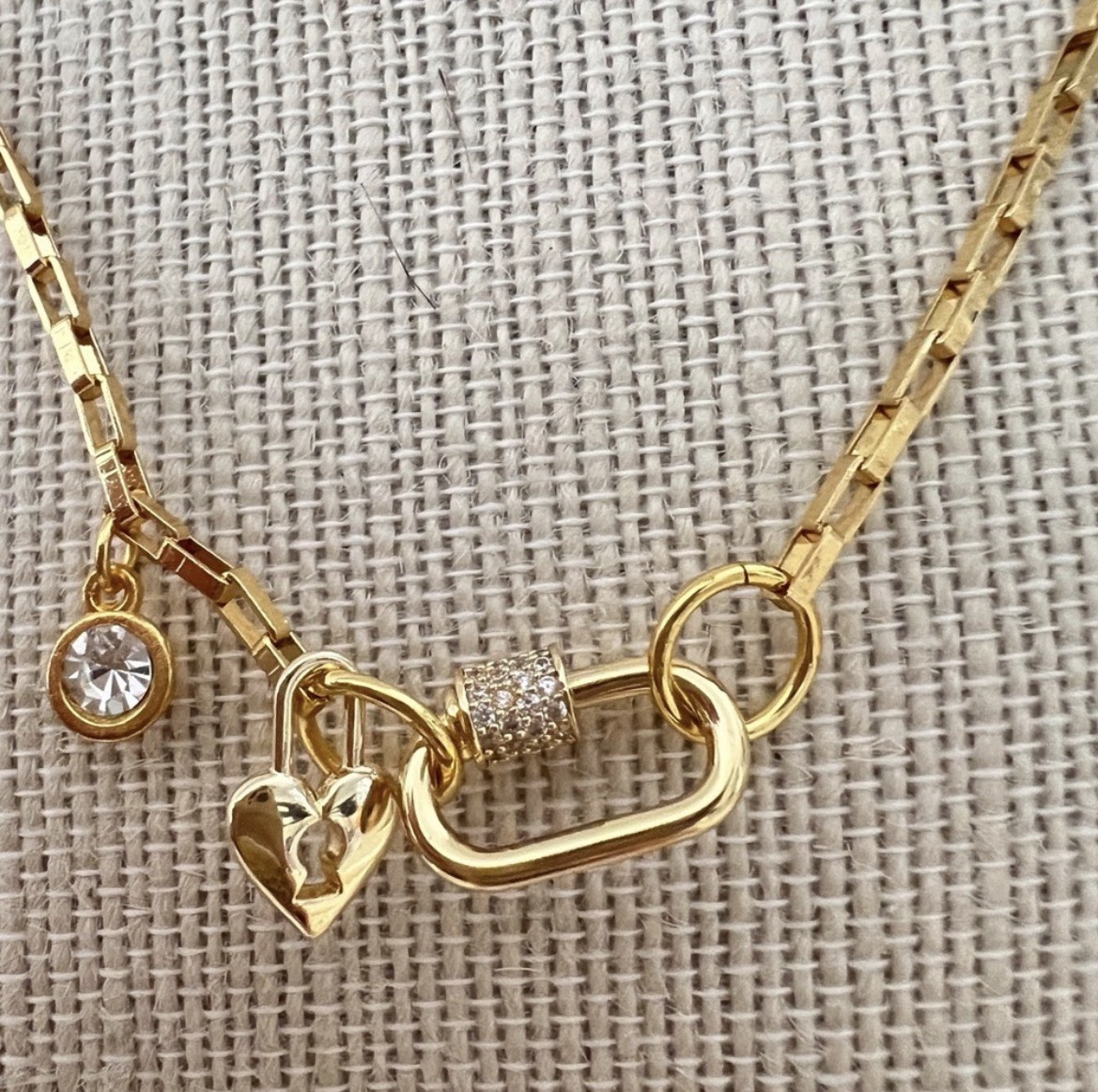 18K Gold Plated Locked Heart Carabiner Necklace Titanium Steal Womens Jewelry