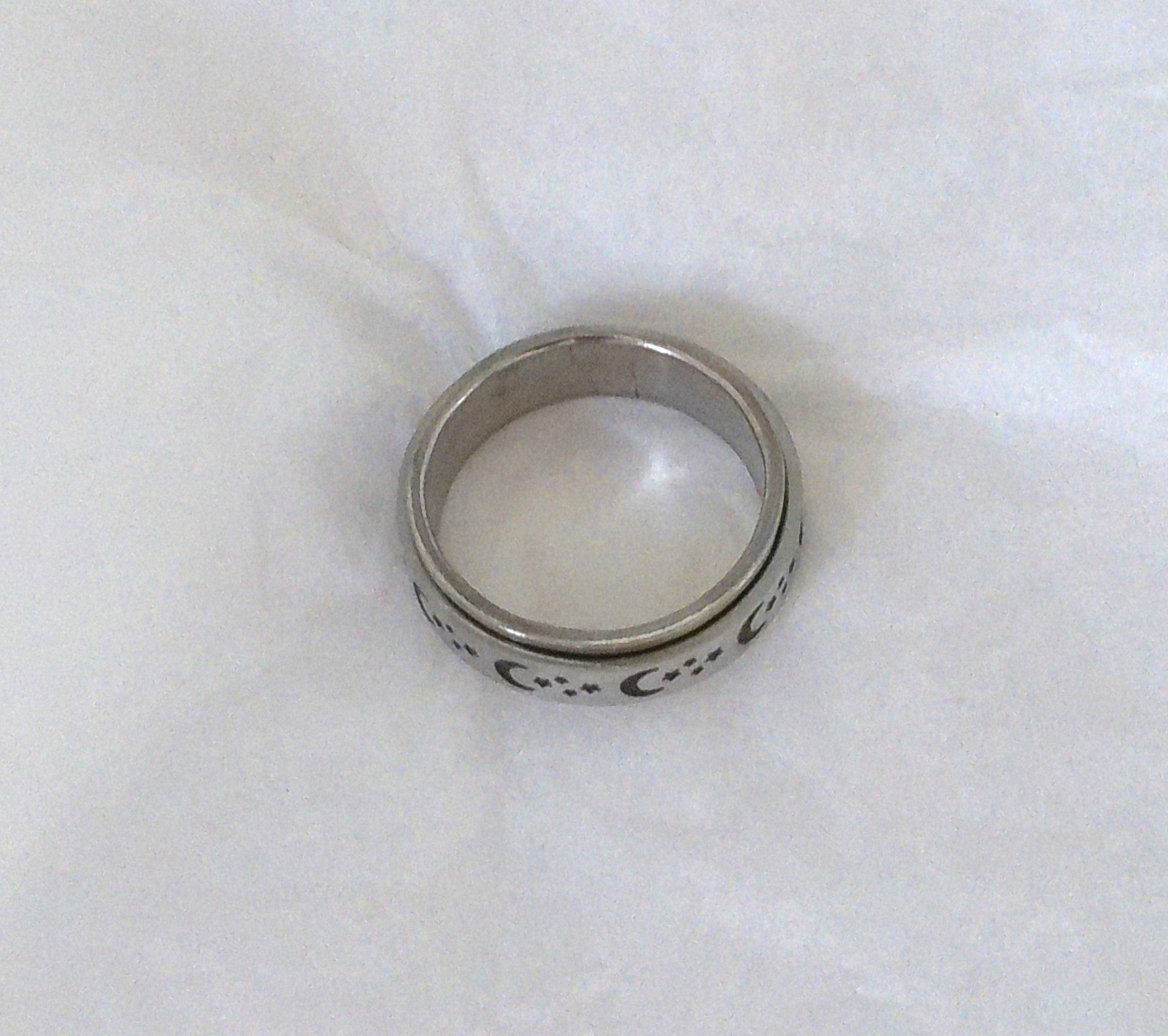 New Stainless-Steel Moons & Stars Spinner Ring Size 8 Perfect for All Occasions