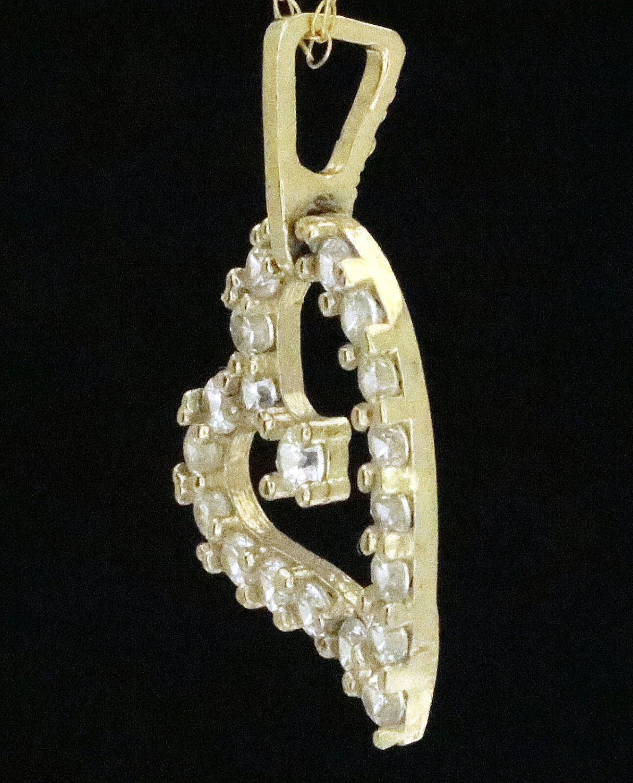 10K Y/Gold 1.0 gr Pendant “Heart” 13x23mm With CZ #587