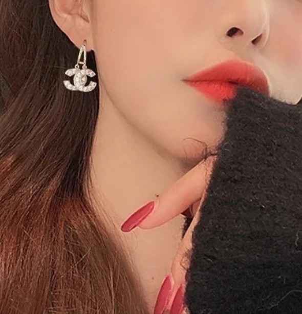 C-shaped Light Gold Plated Crystal Fashion Earrings With Silver Post