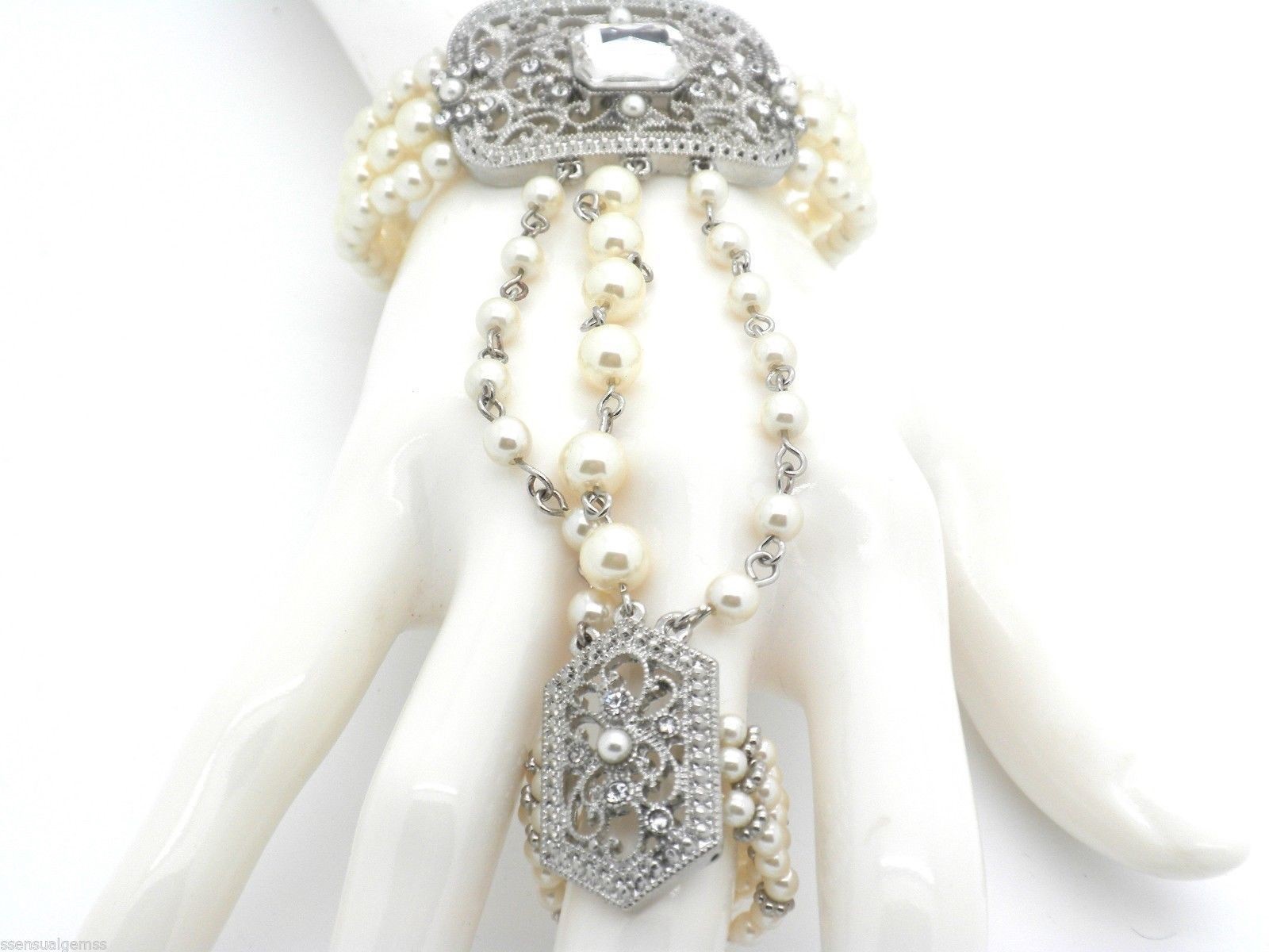 Faux Pearl Bracelet Women’s Ring Attached Silver Plated Slave Hand Chain