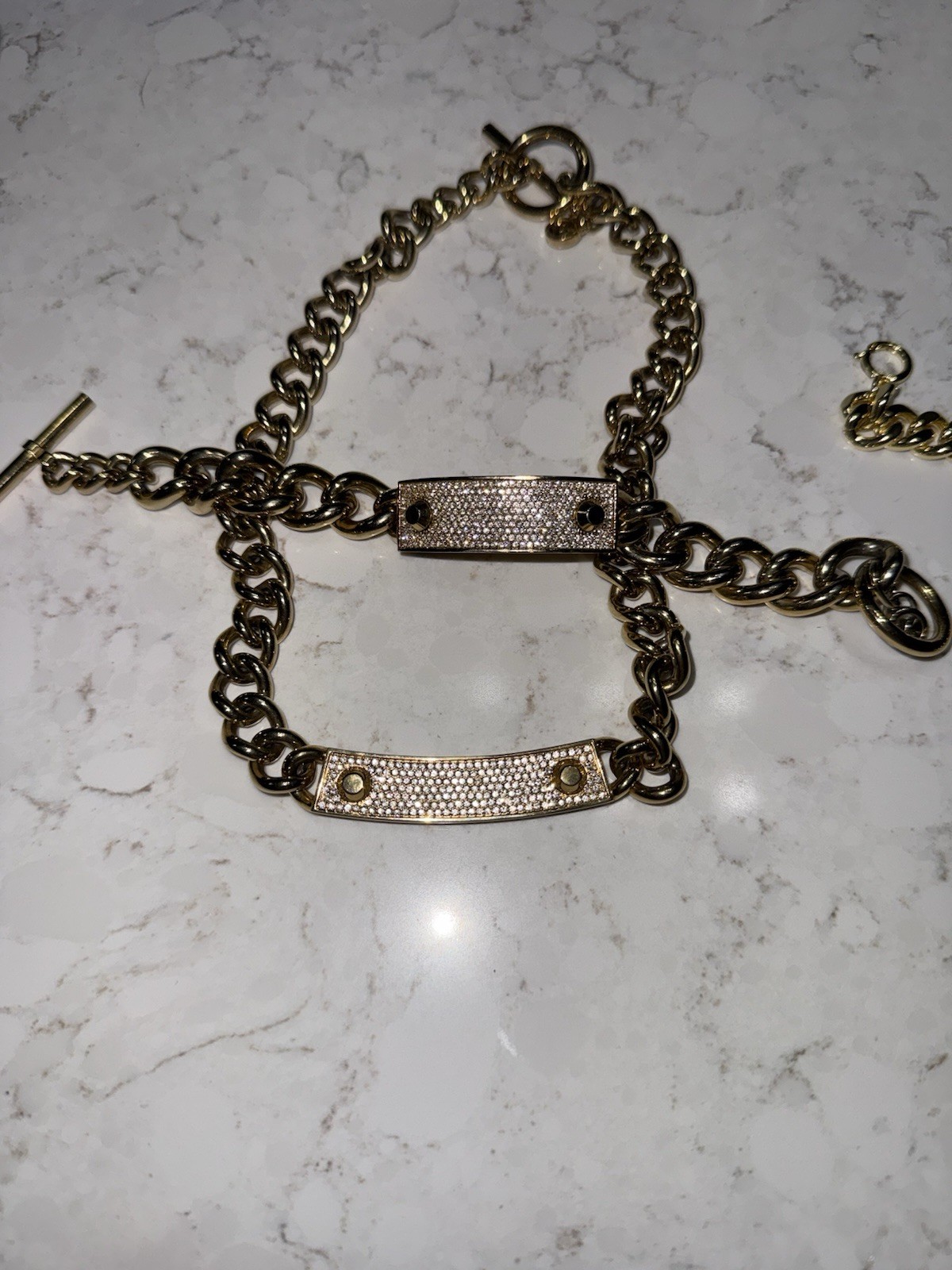Michael Kors Gold Tone Curb Chain Bracelet Toggle Clasp Pavé Crystal