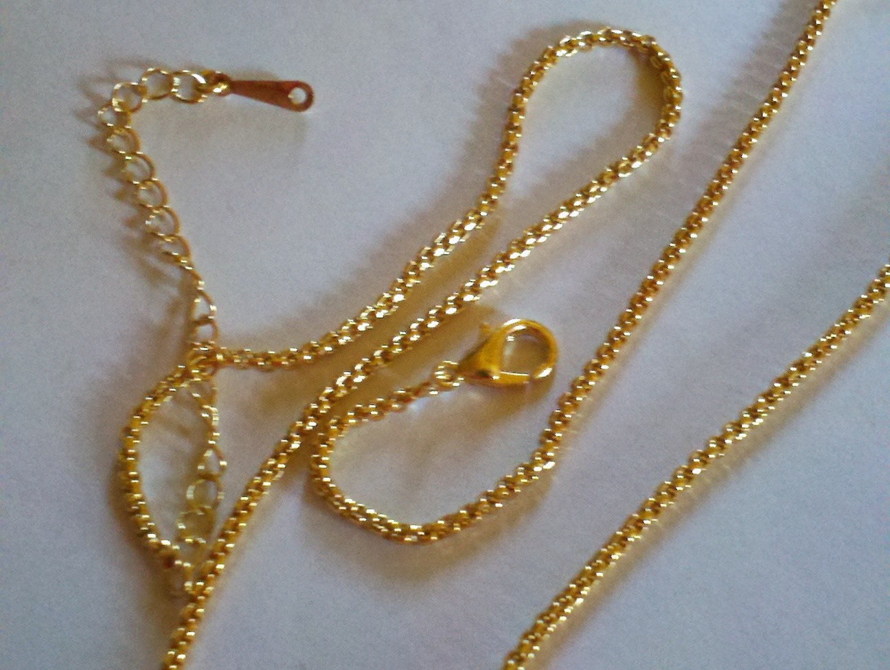 Brand New 18K Gold Plated Necklace 20.5 inch Chain