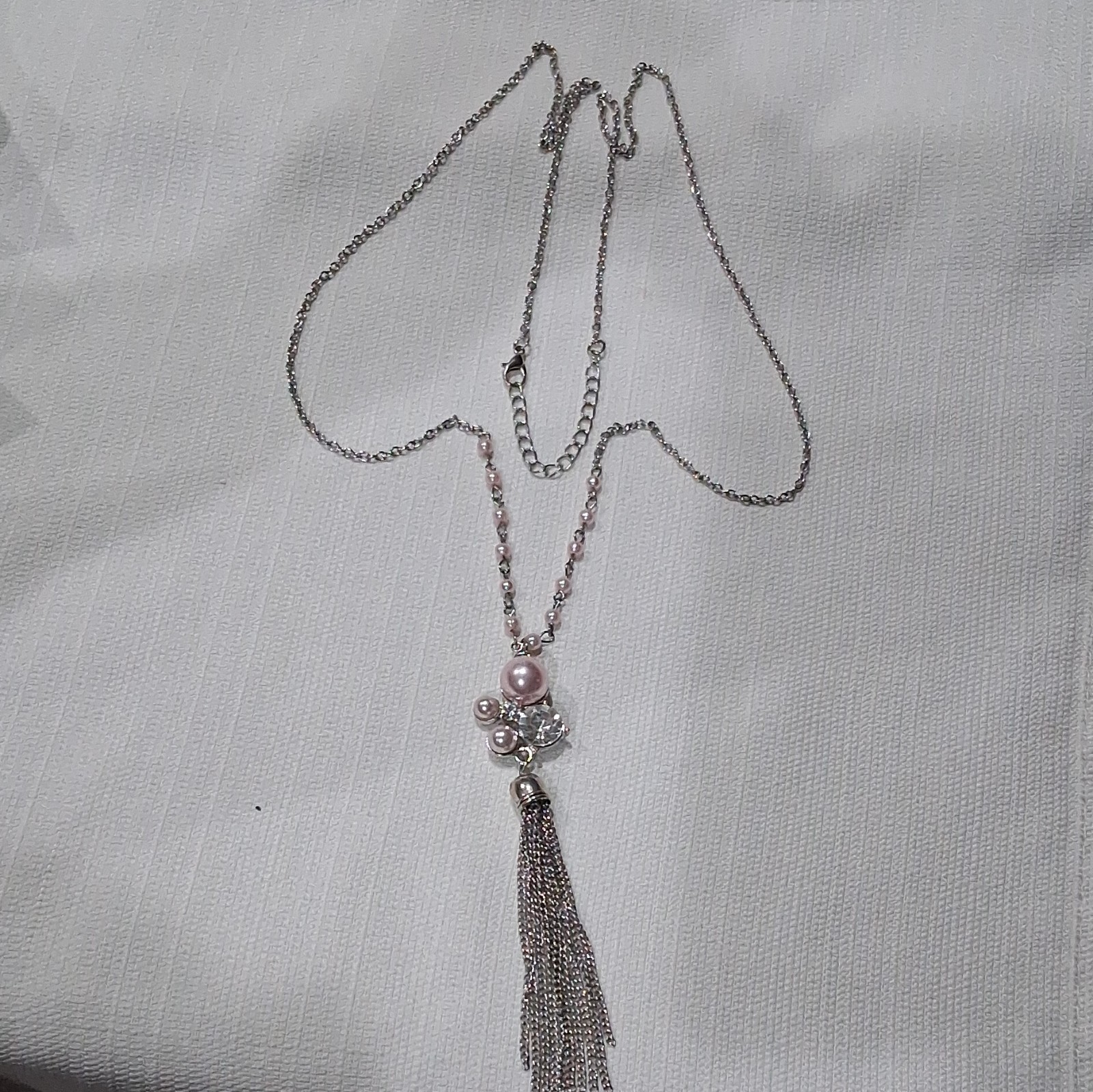 Silver Tone Pink Simulated Pearl Rhinestone Tassel Pendant Cable Necklace