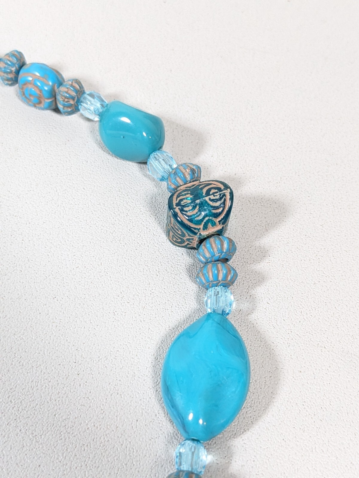 Beach Coastal Boho Blue Acrylic Leaf Charm Bead Bali Style Necklace 18.5 inches