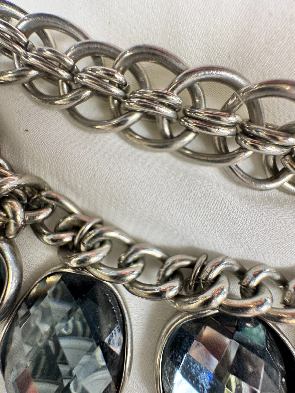 Chunky Silver Tone Chain Necklace Faceted Gray Glass Crystal Statement Bib Neckl