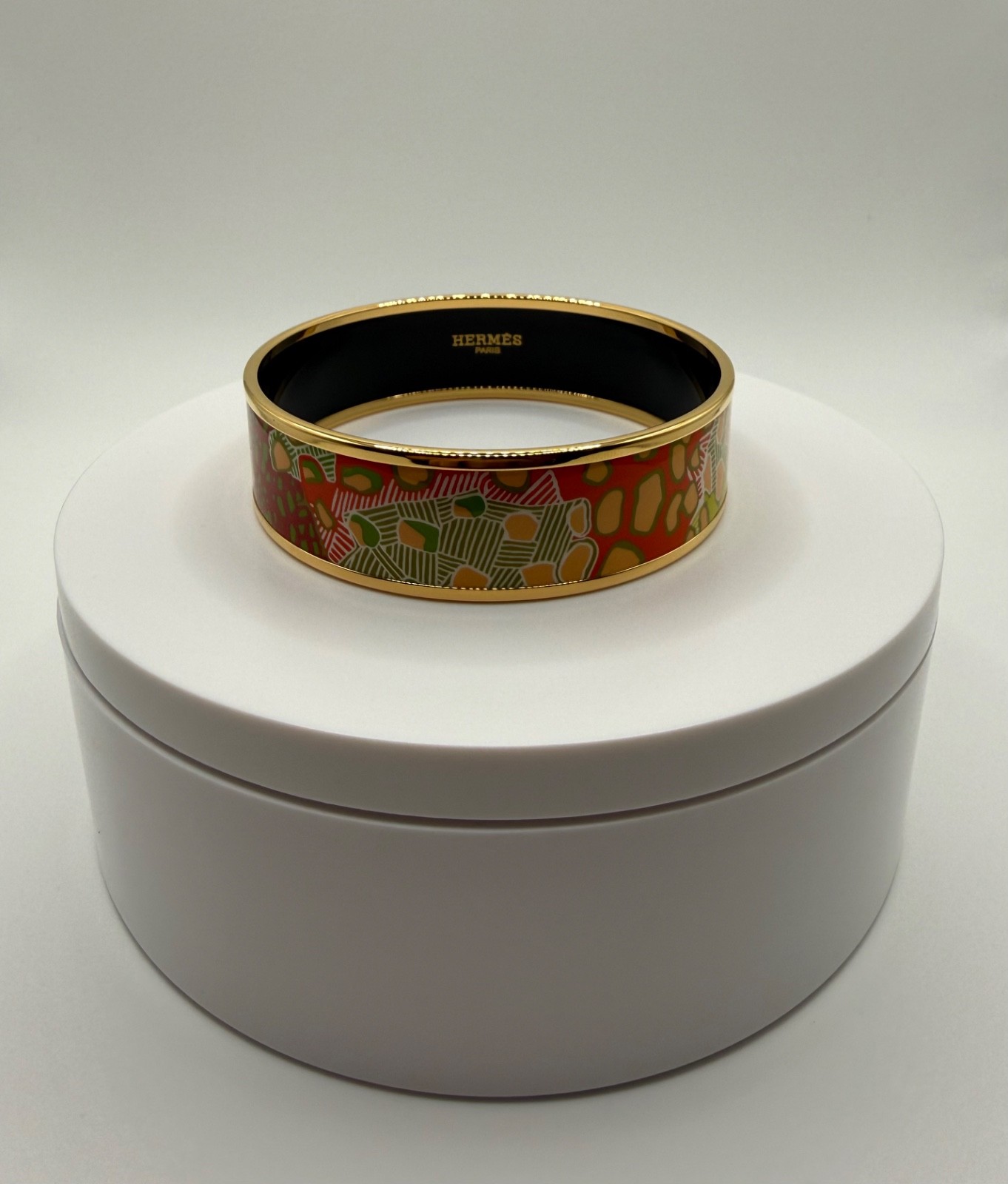 Authentic Hermès Wide Enamel Bangle Bracelet PM 65mm Multicolor Box & Pouch