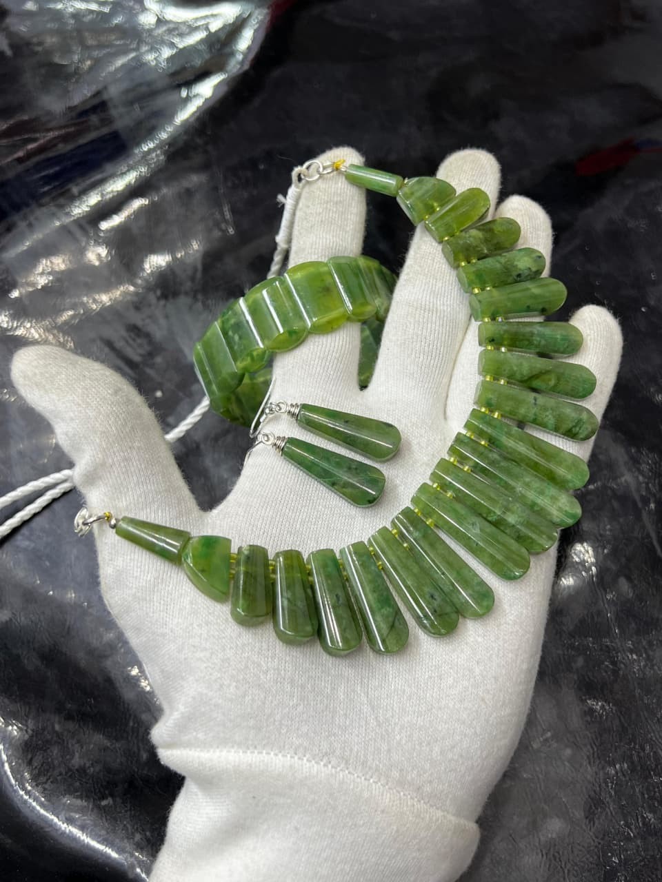 High Quality Grossular Gemstone Nackless , Earrings ,Bracelet Set