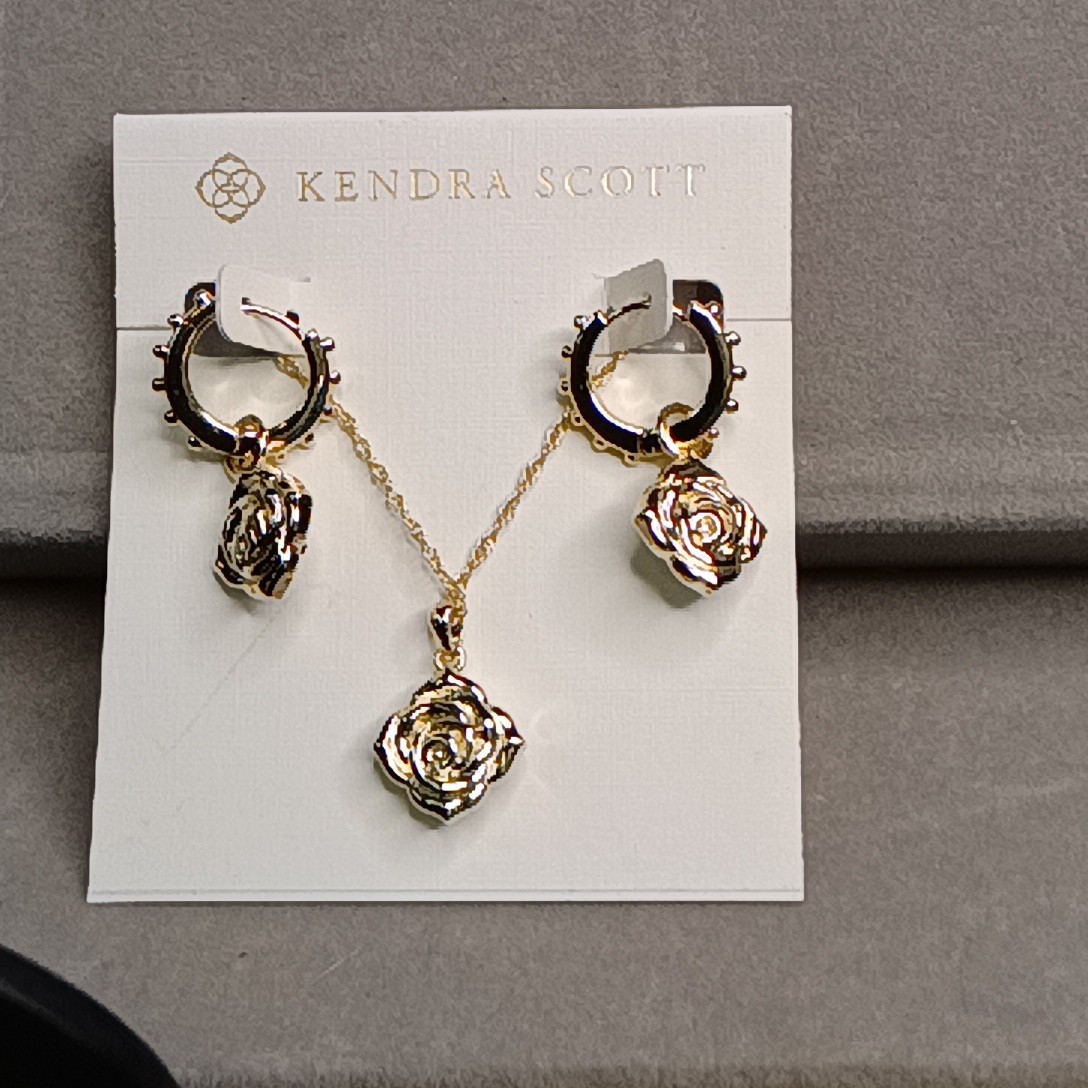 Kendra Scott Mallory Rose Huggie Hoop Earrings & Matching Necklace – Gold / Whit