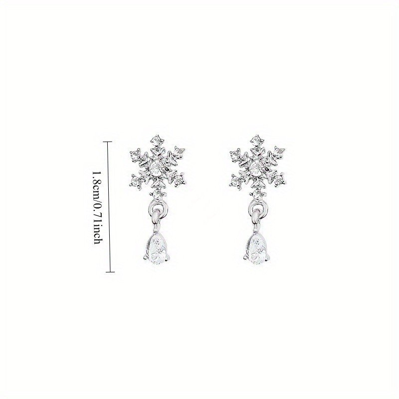 Women’s Snowflake Shaped Earrings Sparkling Rhinestones Elegant Earrings Alloy