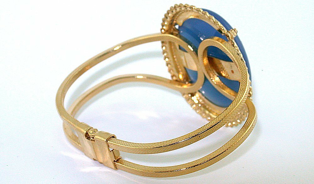 40×30 Blue Onyx Agate Cabochon Spring Load 7 1/2 Inch Goldplated Cuff Bracelet