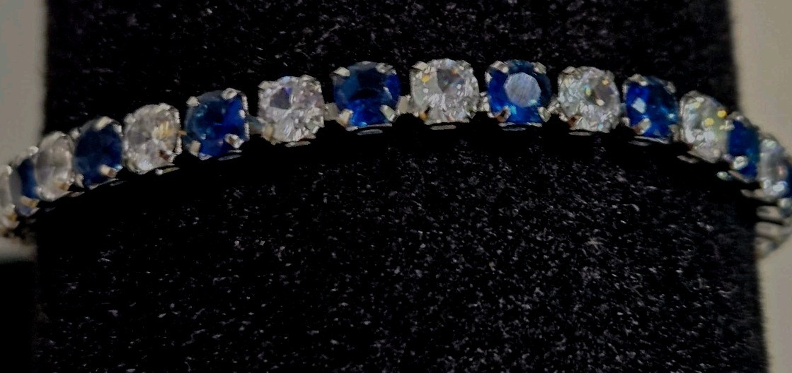 Italian Design Silver 7 Inch Tennis Bracelet with Blue/White Moissanite Gems