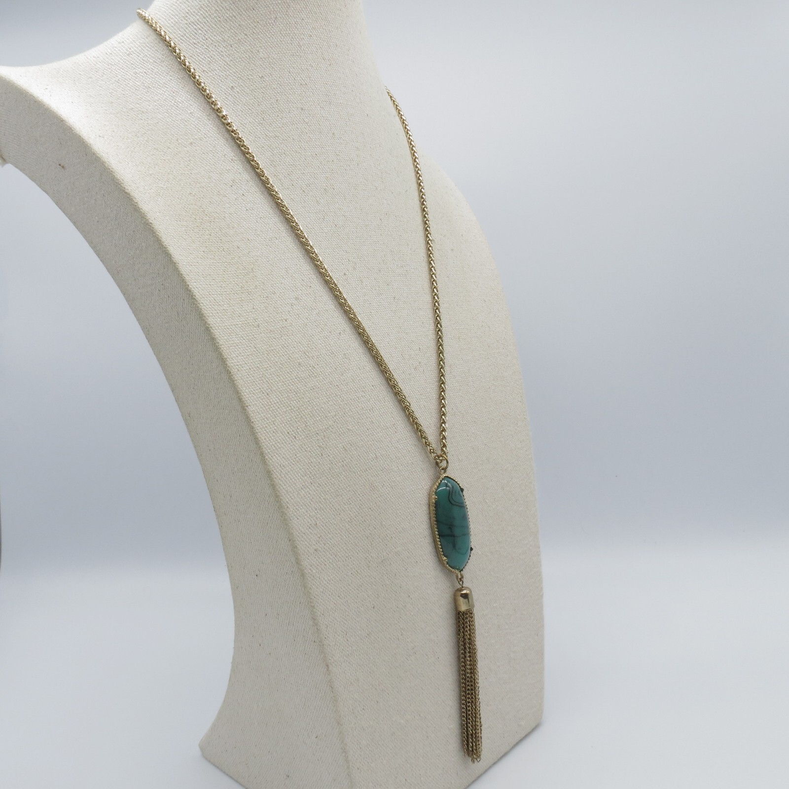 Green Hard Resin Cabochon Fringe Y Drop Necklace Gold Tone Long Wheat Chain 24″