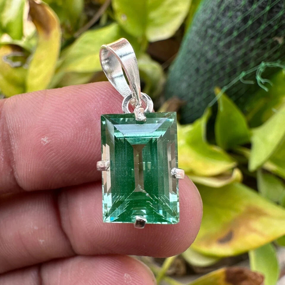 20 Ct Natural Green Sapphire Gems 925 Sterling Silver Timeless Jewelry Pendant