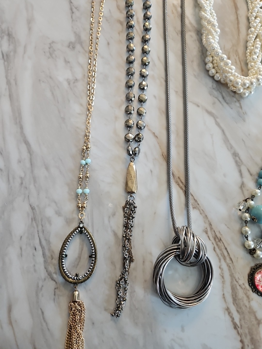 18pc Costume Necklace Lot Faux Pearls Beaded Chunky Statement Resale Branded