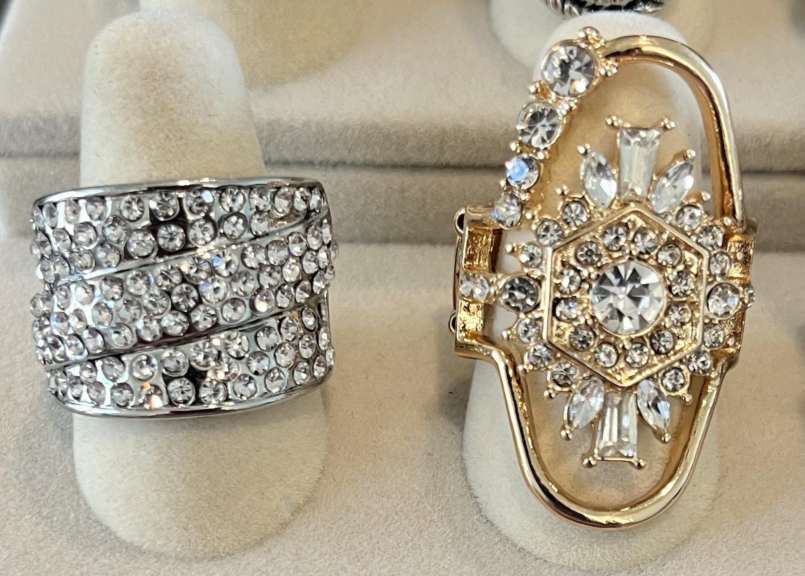 18 Ring Lot by Paparazzi. Various Shapes, Colors, and Styles. New w/tags. #4