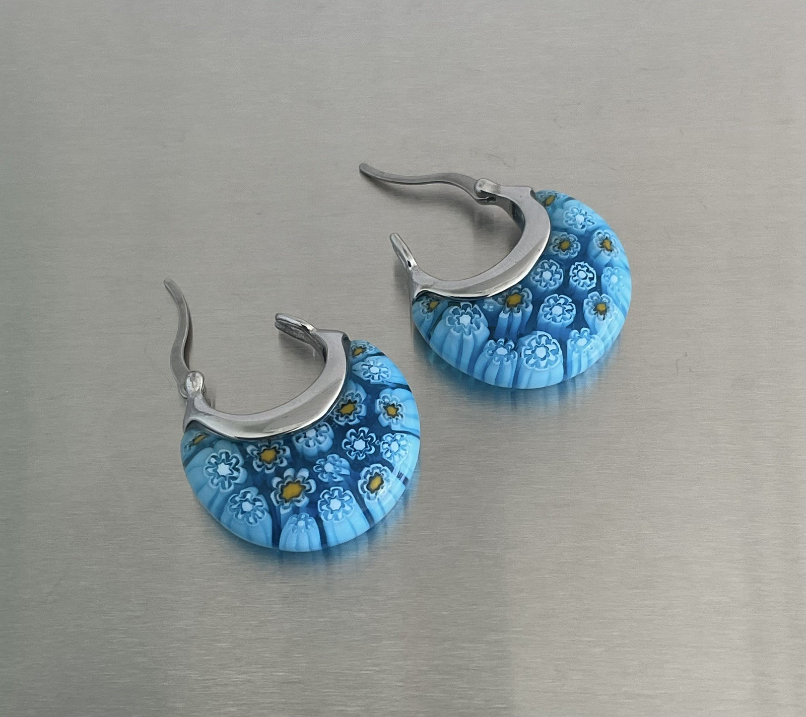 Blue Murano Millefiori Style Daisy Glass 1″ Hoop Earrings Stainless Steel