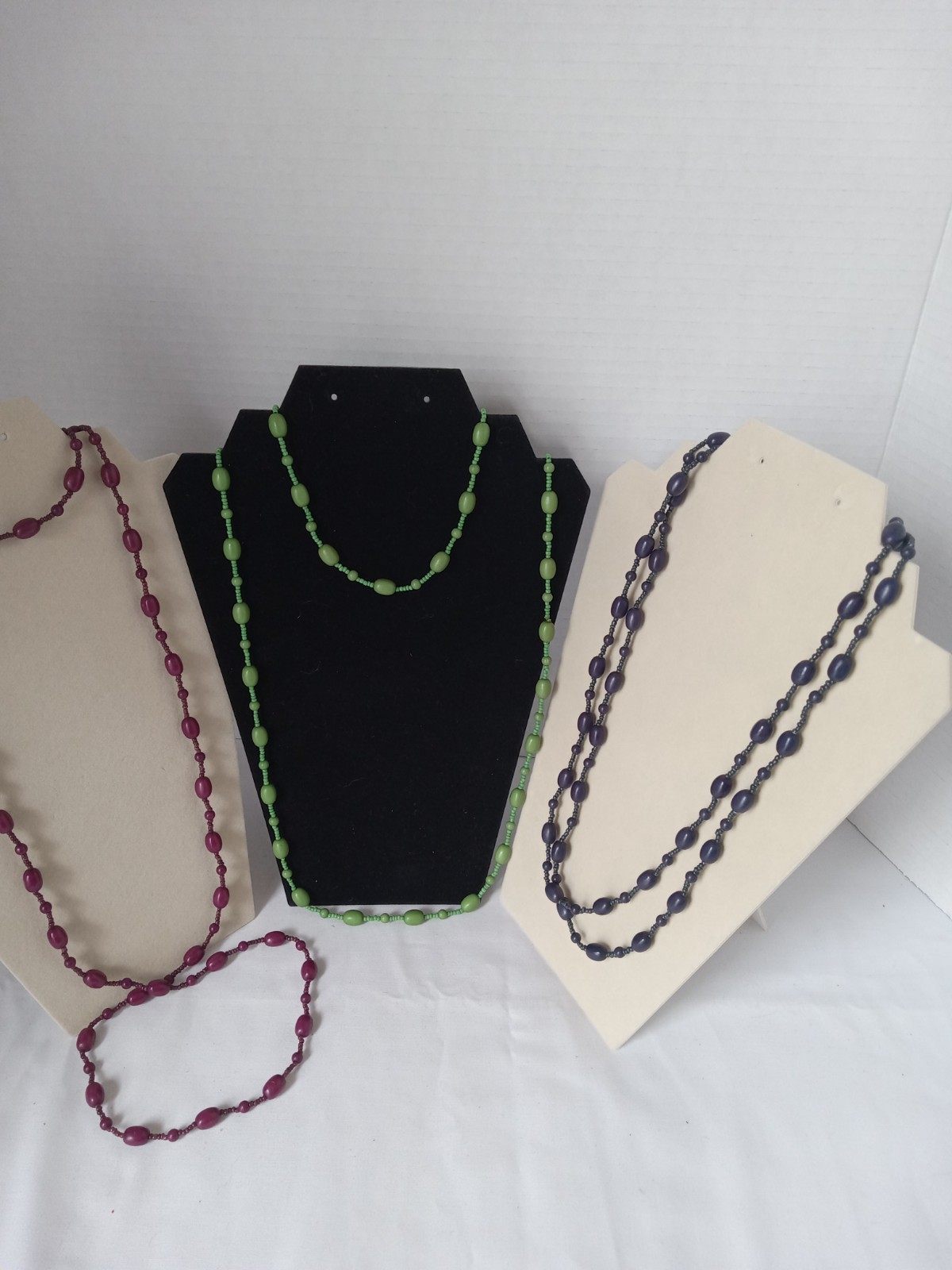 3pc Endless Beaded Neclace Lot Burgundy Blue, and Green.24″ slip on Lightweight