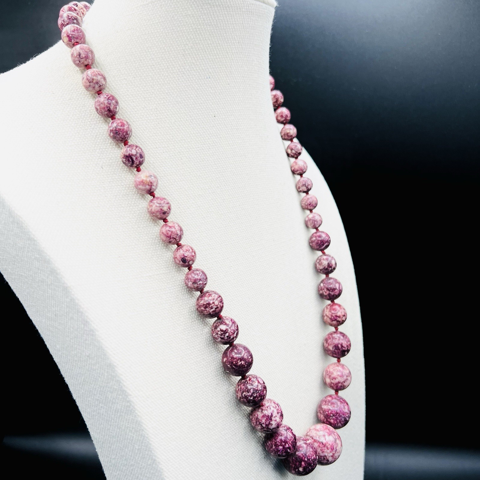 Vintage Chunky Raspberry Jasper Stone Necklace Graduated Beads 24” Statement