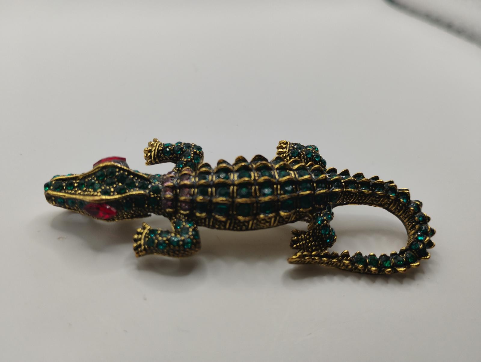 Vintage 3″ Alligator Brooch Pin Pendant with Green and Red Rhinestone Accents