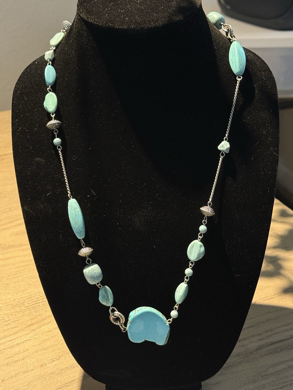 Chico’s Turquoise Baroque Stone Beaded Statement Necklace Lobster Clasp, 18 in