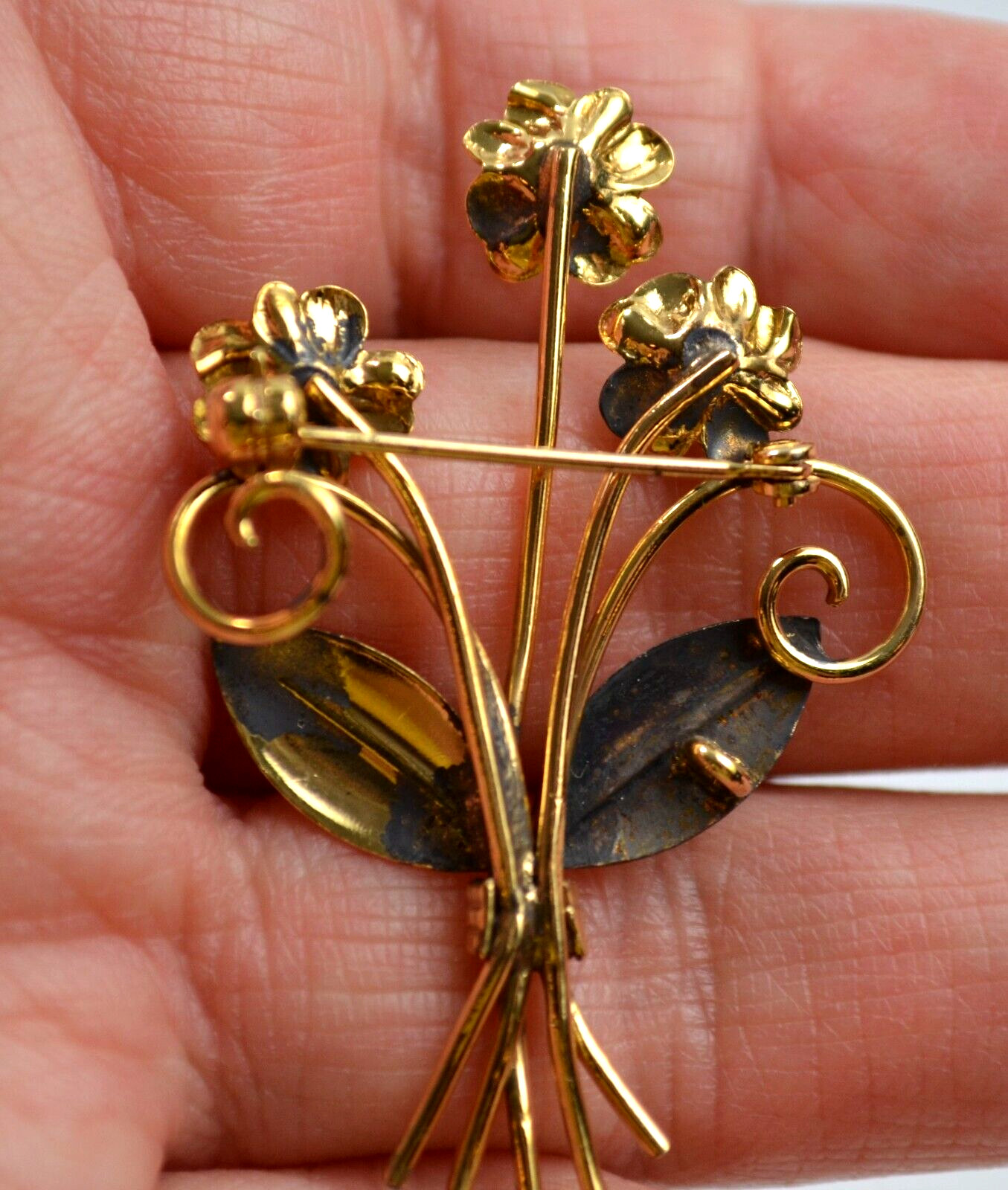 Vintage Gold Tone Brooch Pin Pendant Flower w/ Clear Rhinestones 2.25″