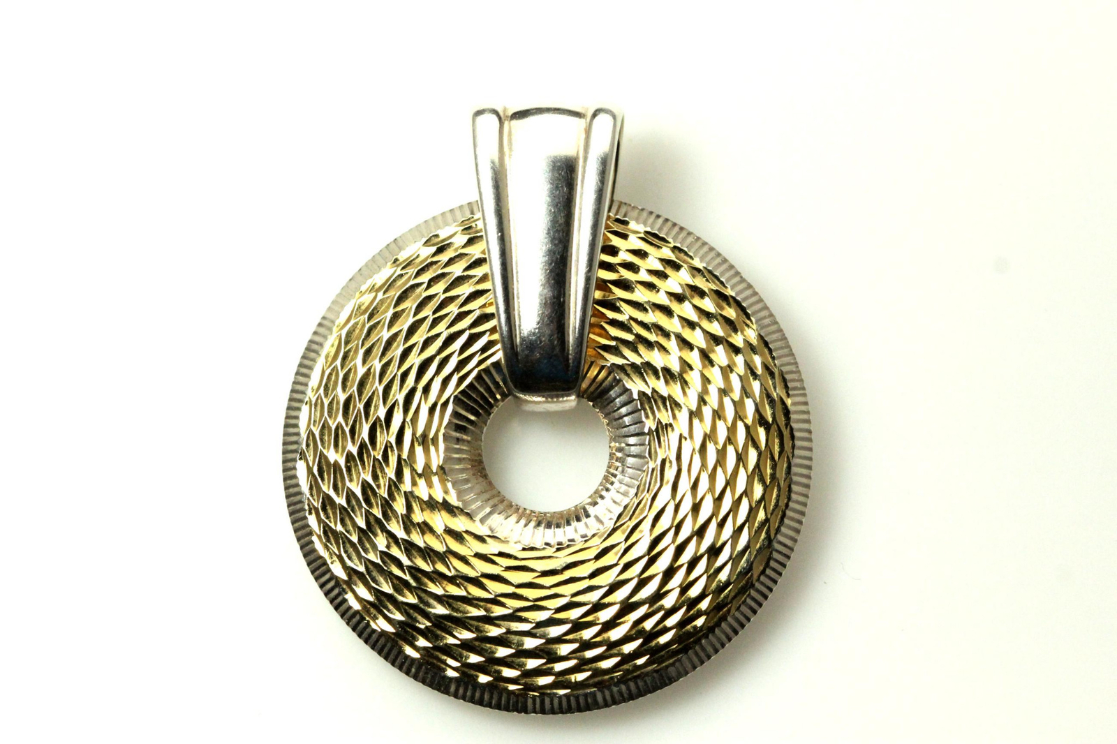 925 Sterling Silver & Gold Plated Textured Disc Pendant 13.1 Grams (PEN6251)