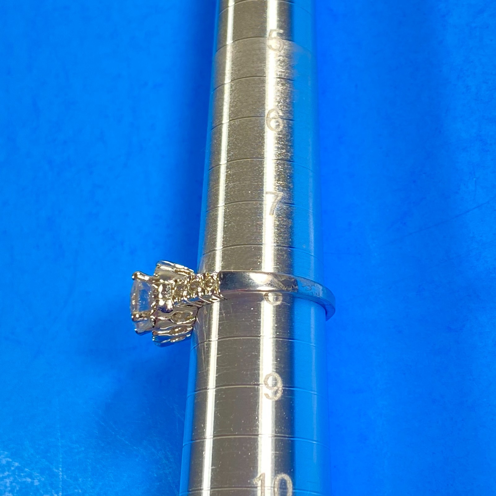 Lia Sophia Round Crystal CZ Halo Setting Ring Silver Tone Pave Size 8 Very Good