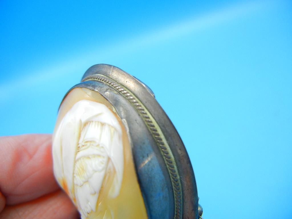 Antique or Vintage Cameo Brooch Pin Pendant Carved Shell Virgin Mary Madonna