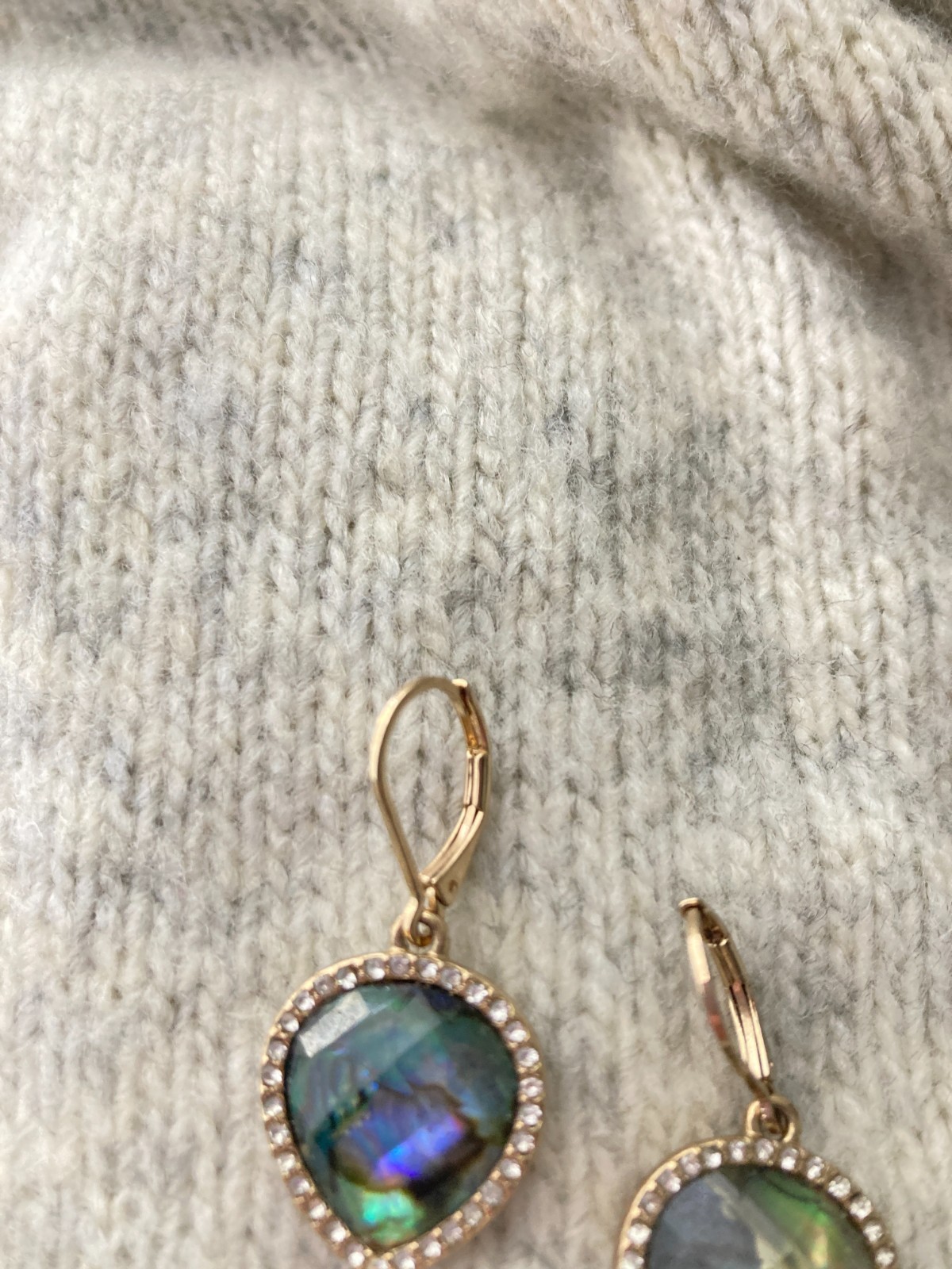 Faux Opal Pear Drop Dangle Earrings Gold Tone Iridescent Rhinestone Romantic