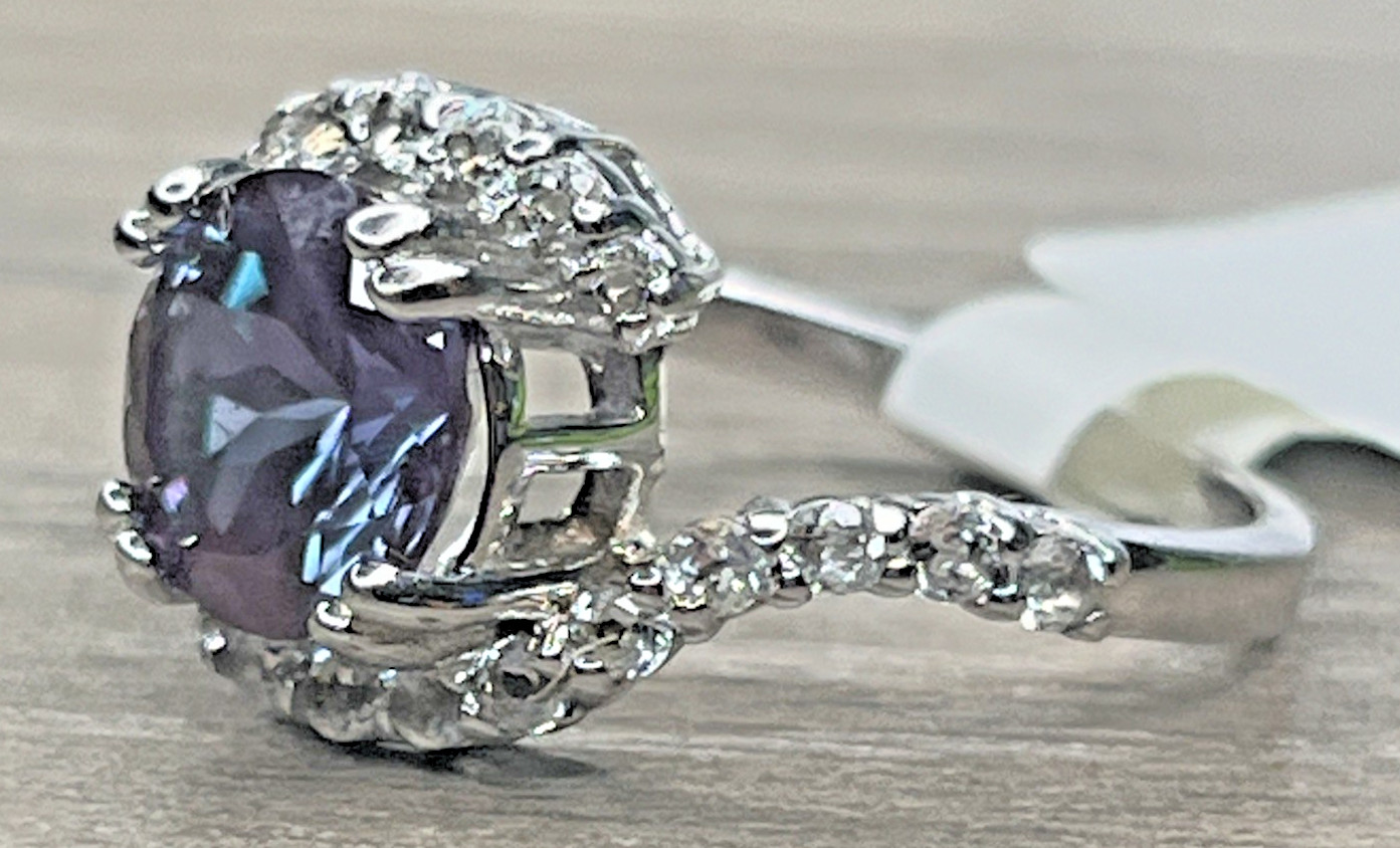 BBJ Sterling 925 Color Changing Alexandrite Sterling 925 Bypass Ring Eye Shaped