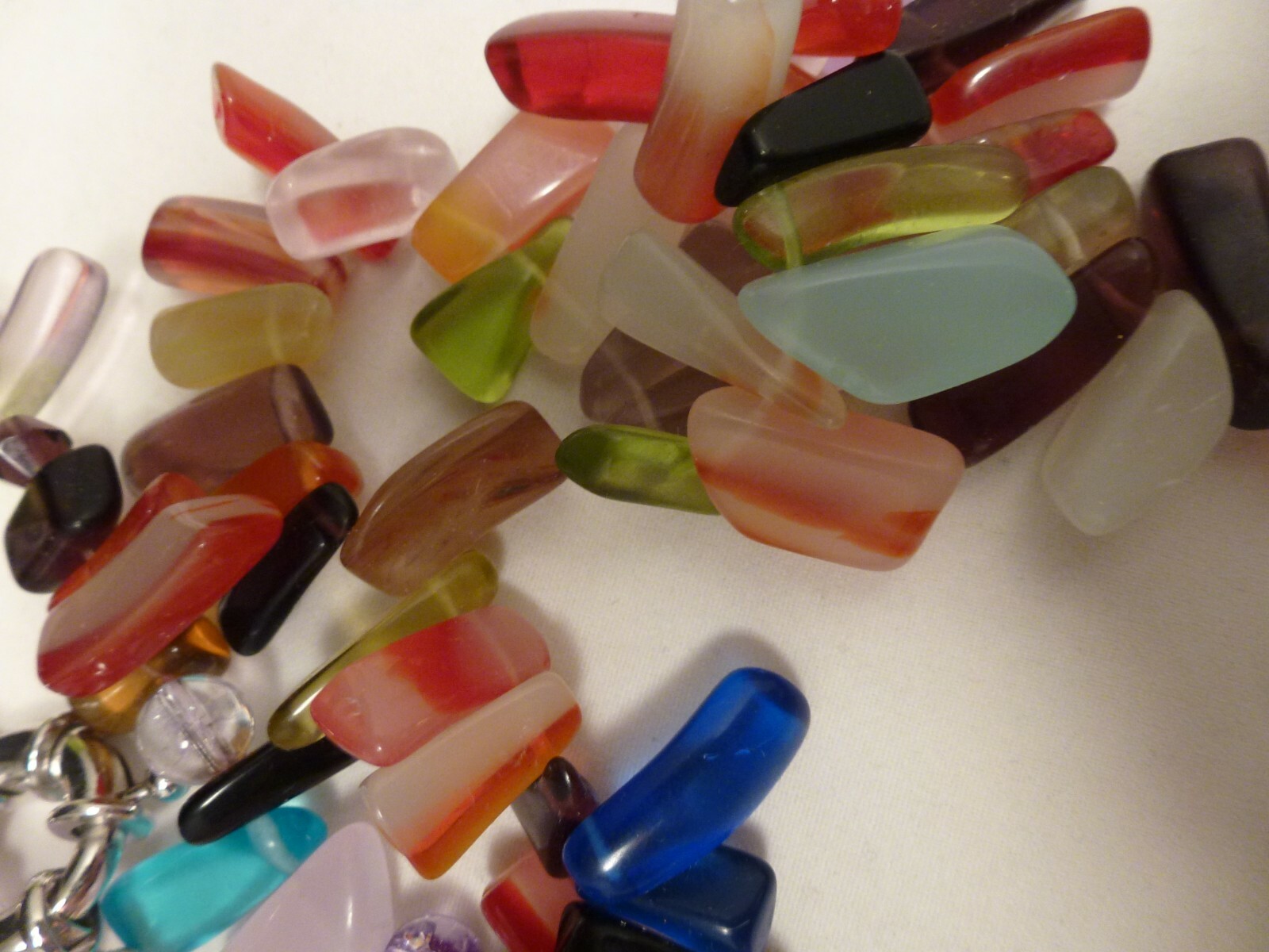 AUTHENTIC Rainbow Party Mixed Stone Necklace Festive Casual Multi color 38″