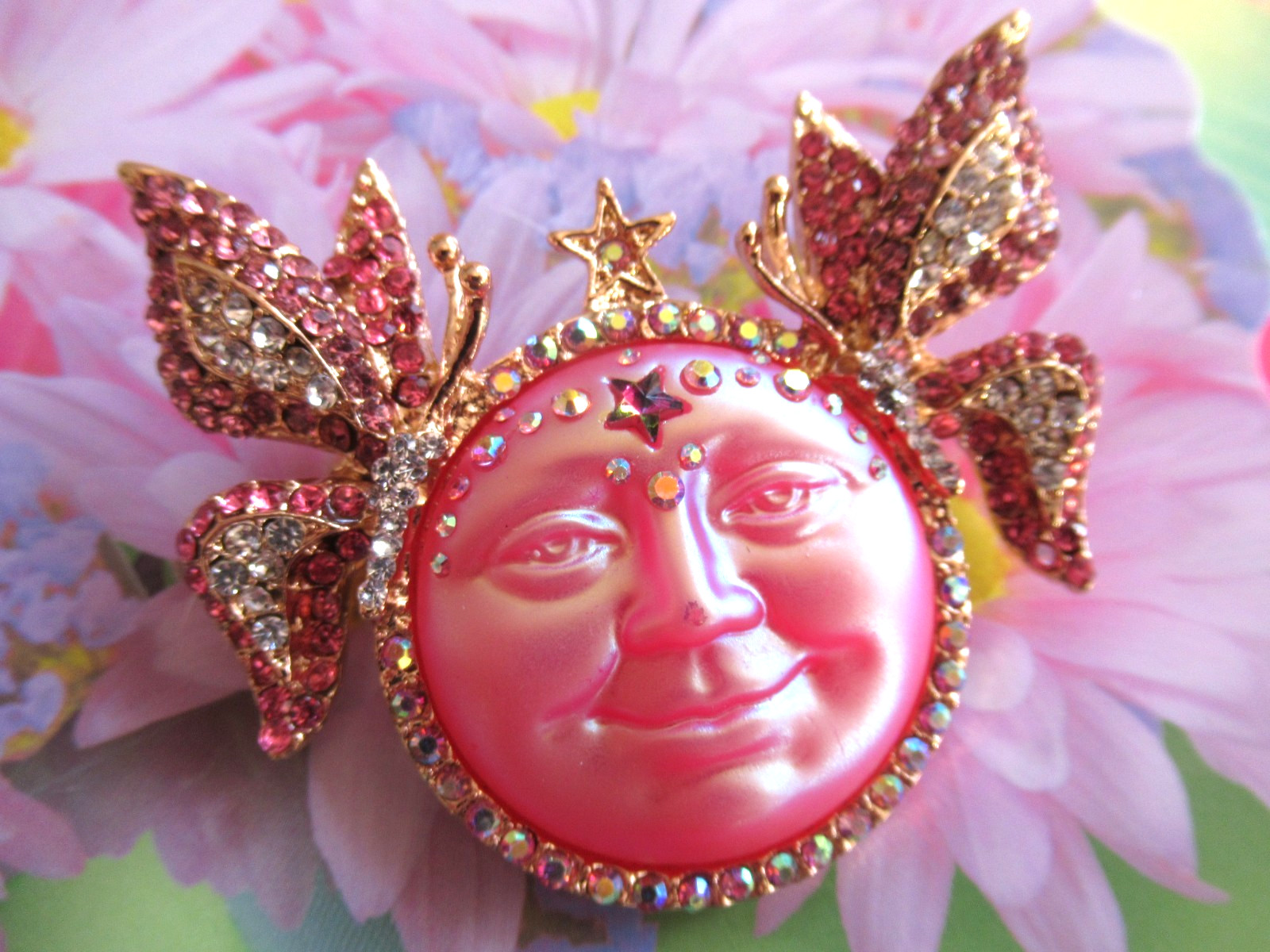 DESIGNER STYLE PINK MOON FACE WITH/BUTTERFLIES RHINESTONE BROOCH PIN-LIMITED