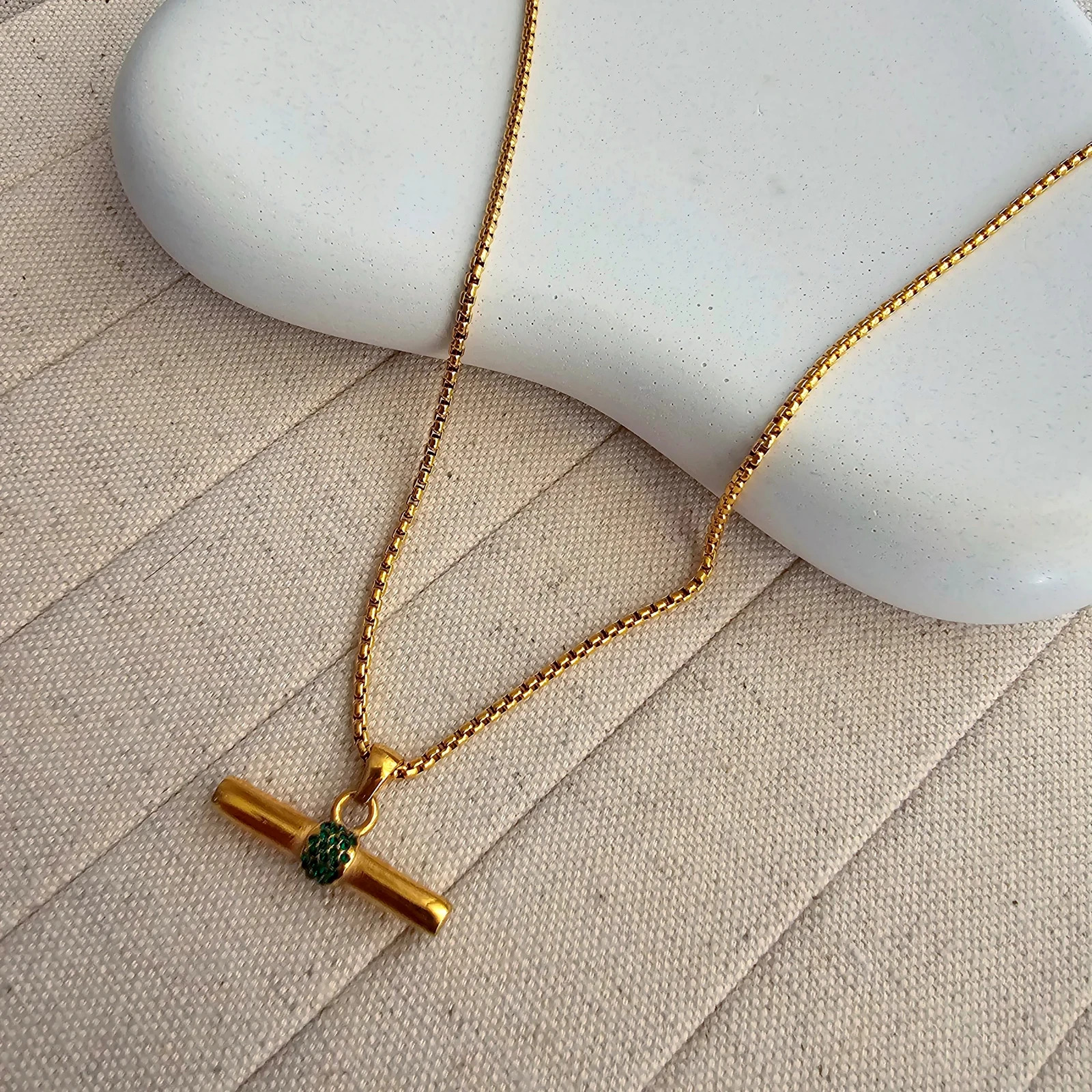 Rolo Chain Necklace Brass Metal T Bar Pendant With CZ necklace for gift
