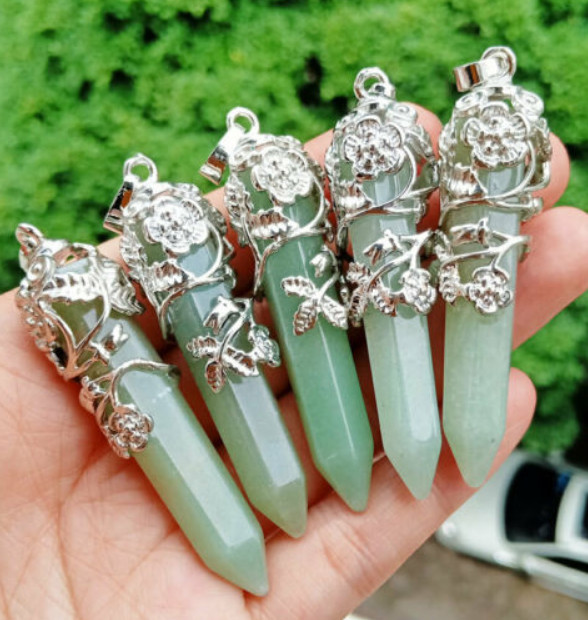 5pcs Rose Quartz stone Rose Pendants Chakra Reiki Healing Amulet Energy