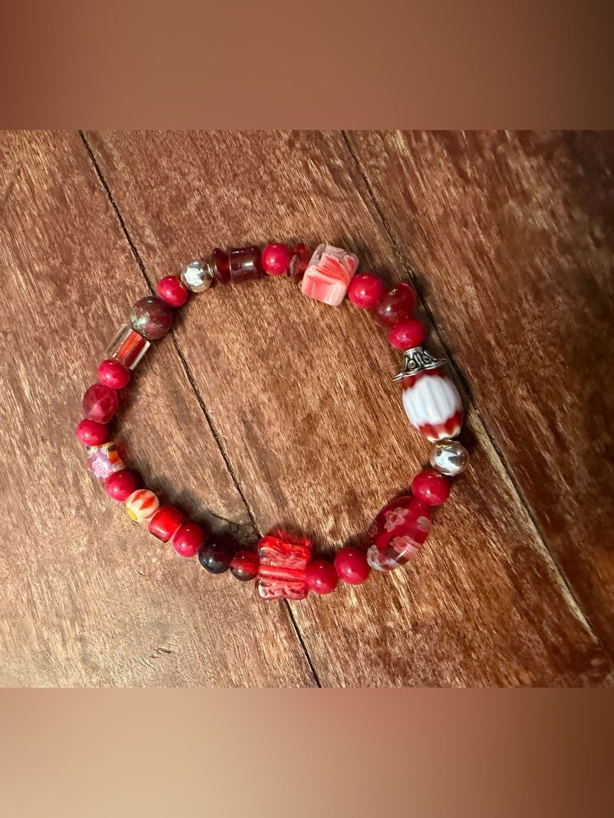 Red Floral Glass Bead Stretch Bracelet – Women Jewelry