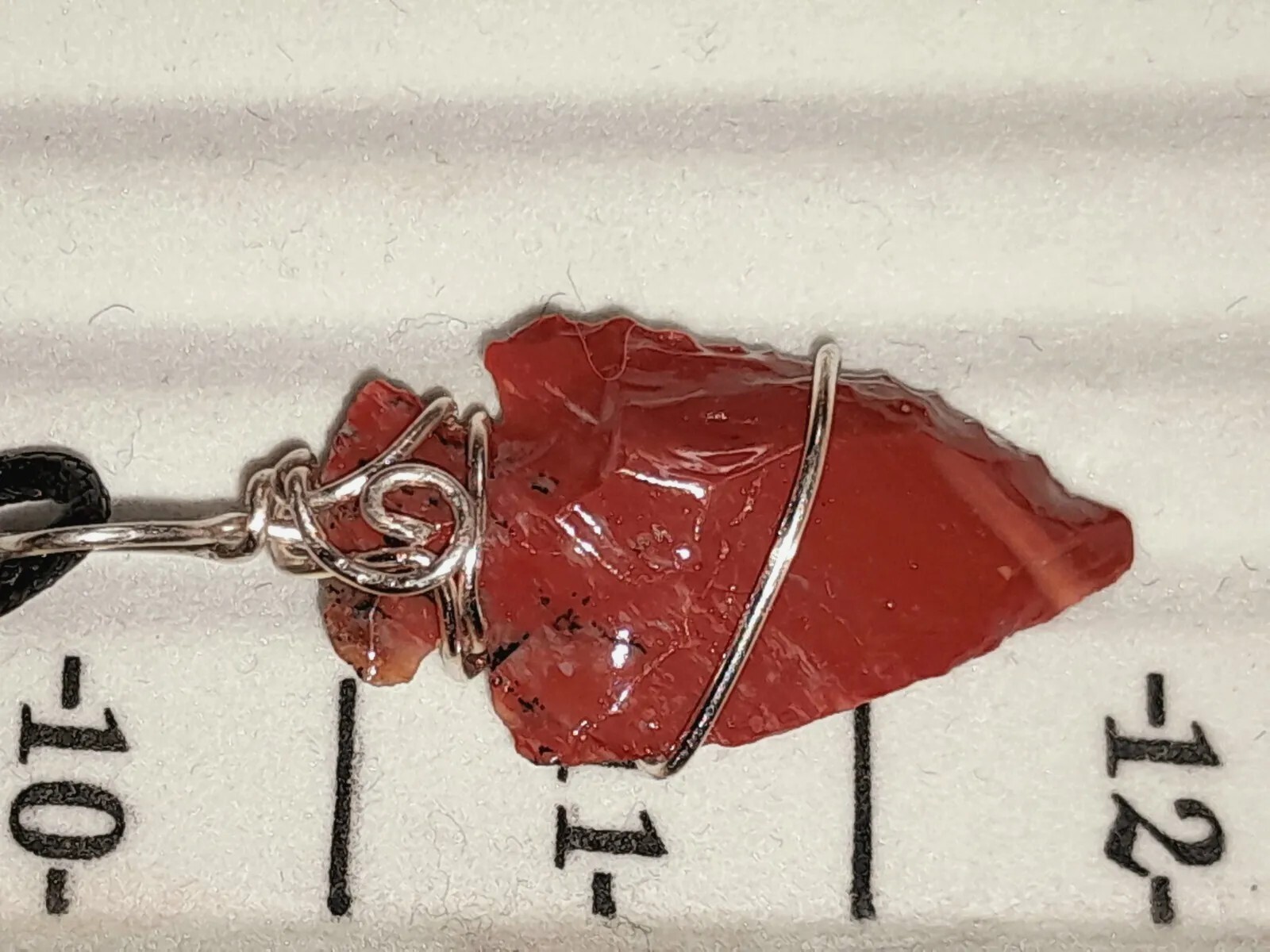 Natural jasper Arrowheads necklaces male female red pendants jewelry Gift unisex