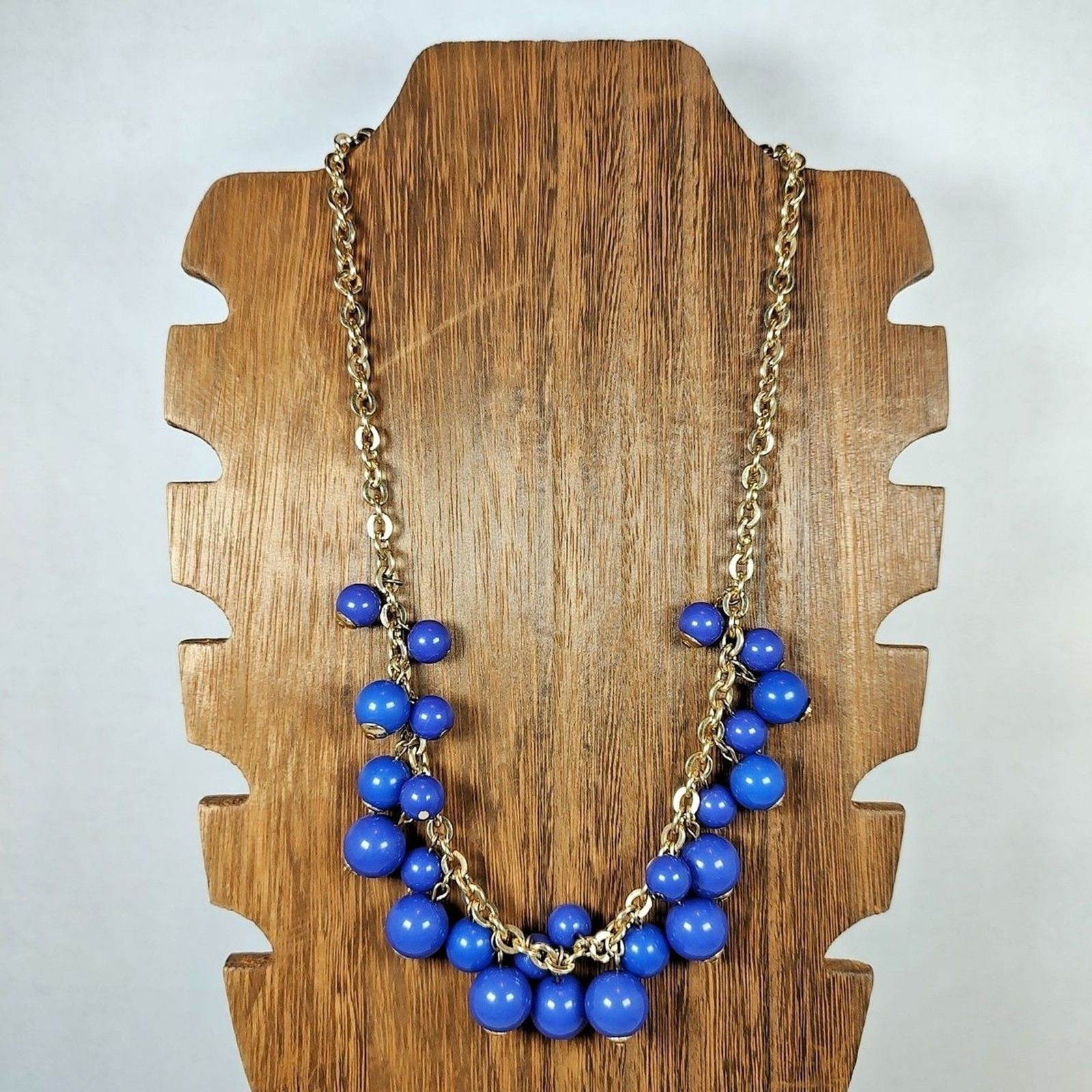 Gold Tone Metal Purplish Blue Beaded Cluster Fashion 18″ x 20.5″ Necklace Bold