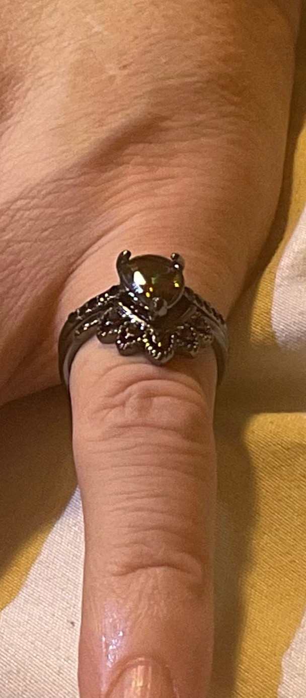 Pear Cut Lab Alexandrite Balck Moissanite 2pc Ring Set Size 6.5 FREE SHIPPING