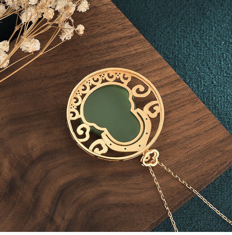 Jade Pendant Necklace Buddha Crystal Charm W/ 18K Gold Plated Chain Gemstone