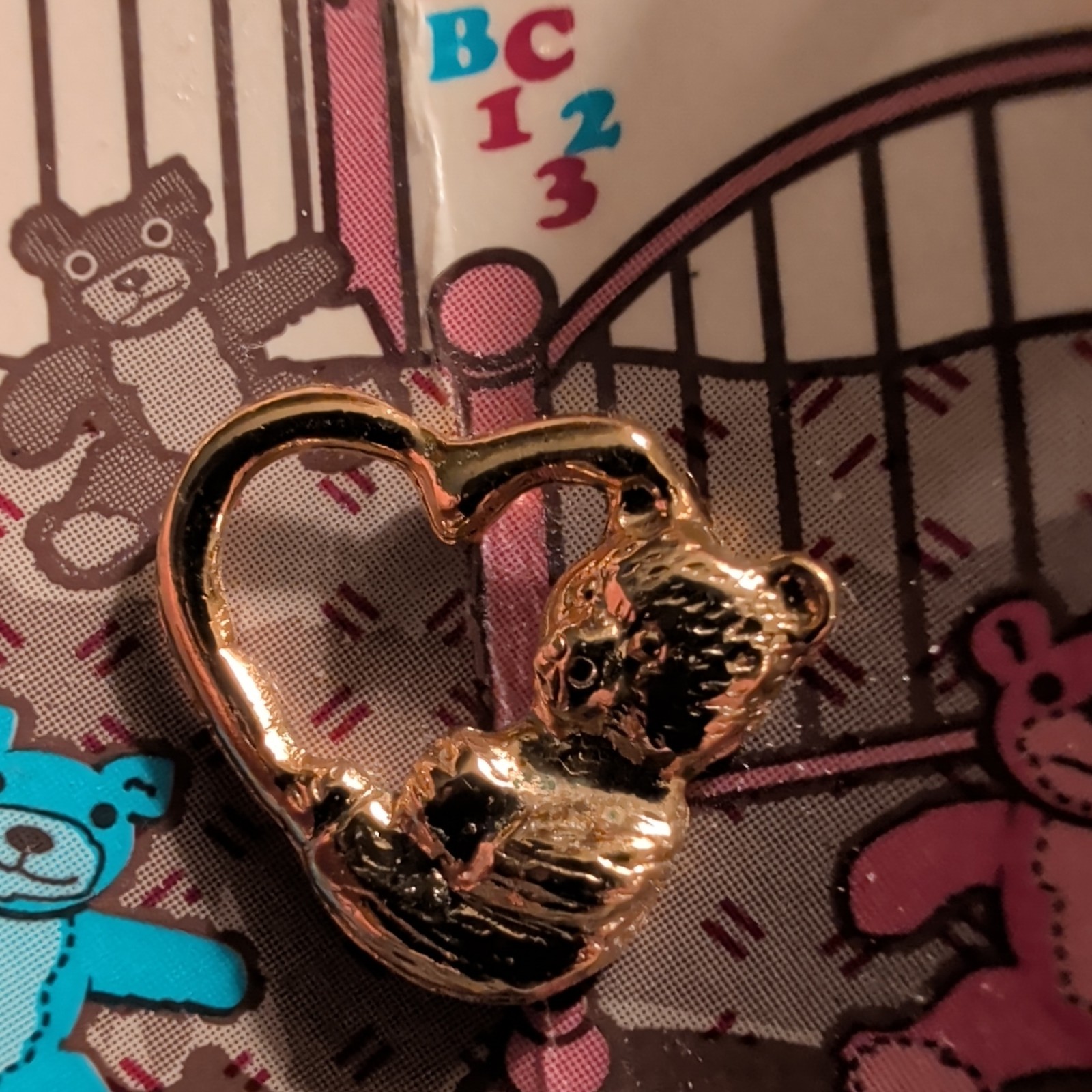 TINY TEDDIES Teddy Bear Pins Hat Lapel Gold Tone Roman Inc private collection