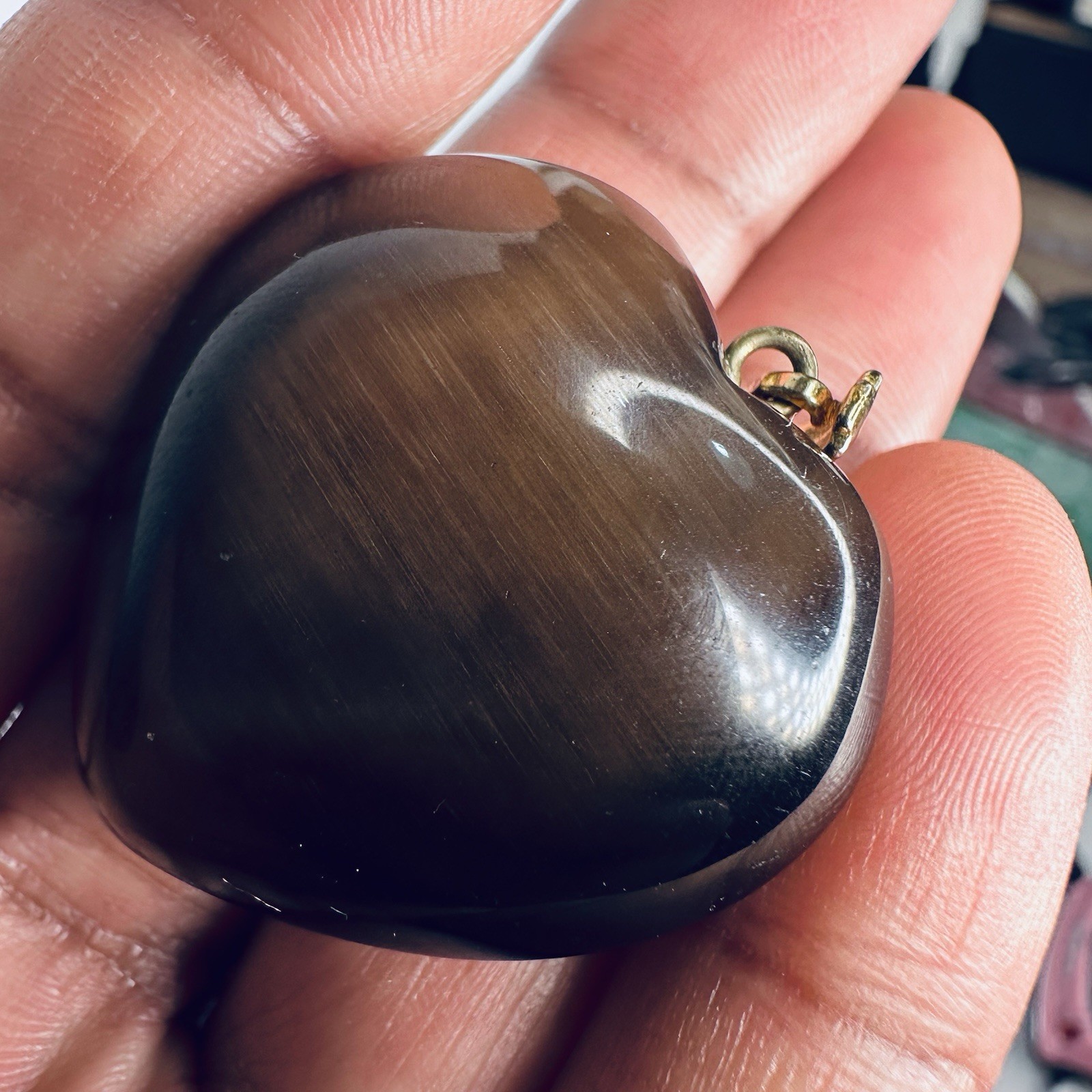Natural Golden Tiger’s Eye Heart Pendant 30g 35mm Chatoyant Gemstone