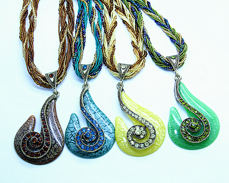 Women Lady Retro Bohemian Turquoise Rhinestone Pendant Collar Chain Necklace US