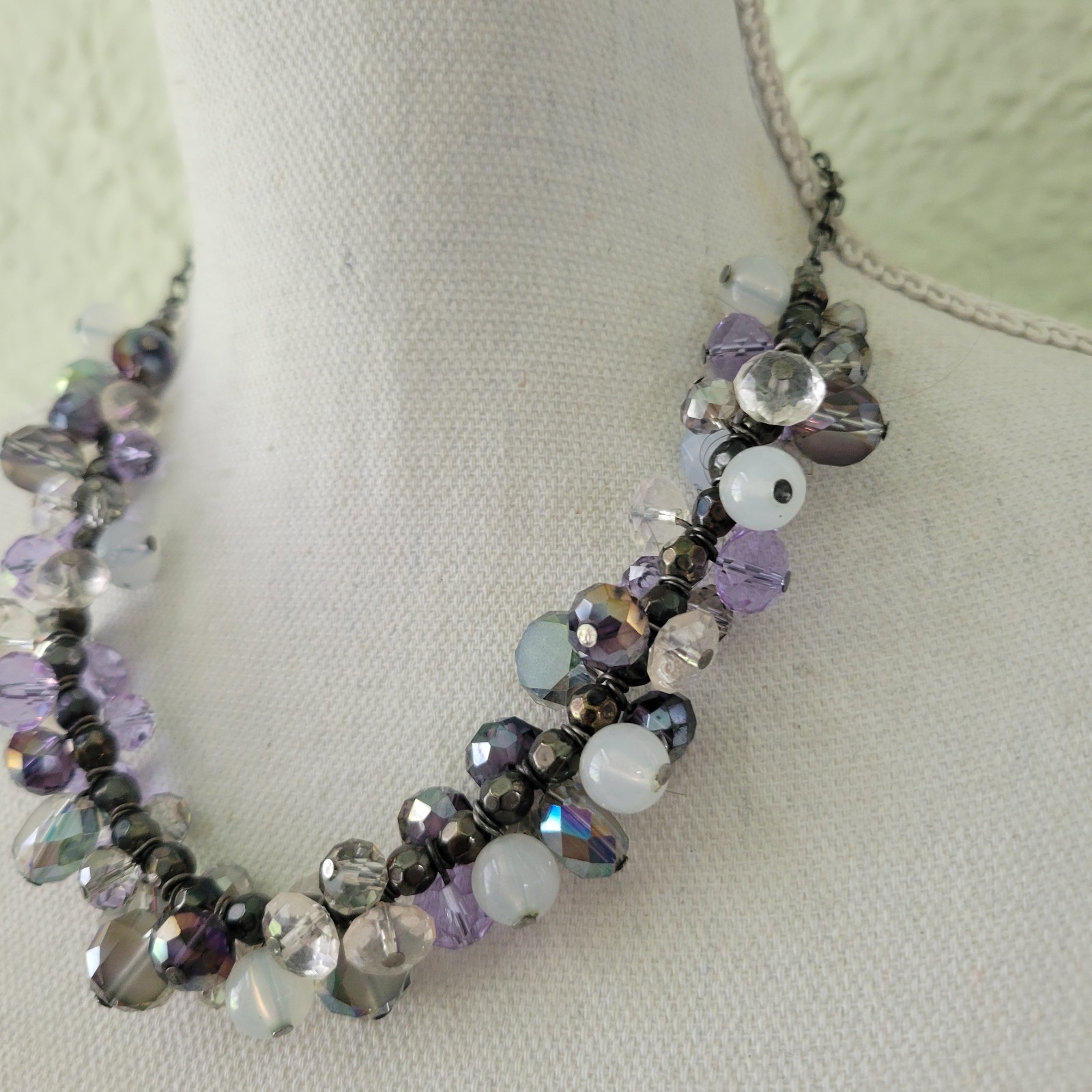 Multi-color acrylic beaded statement necklace 20″