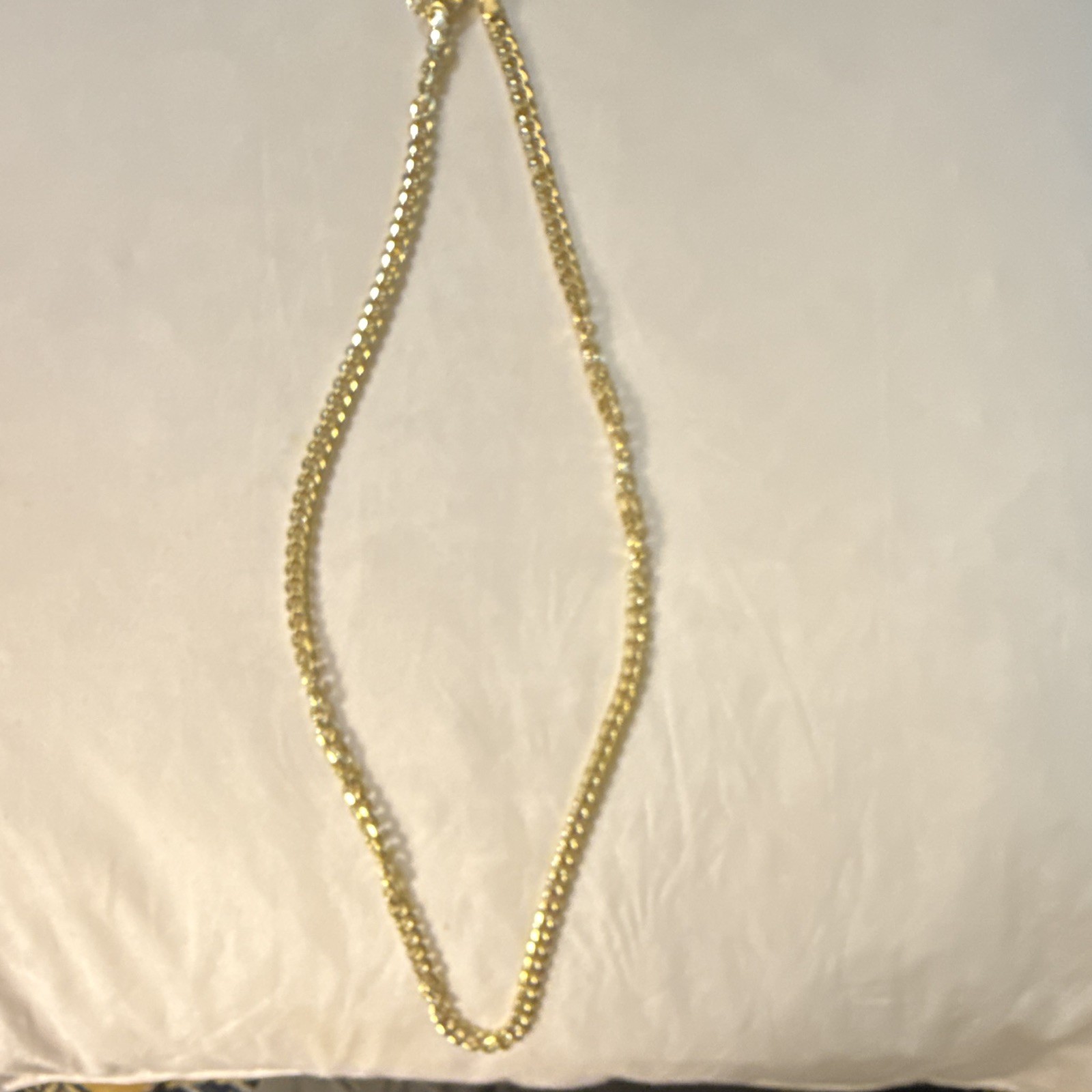 Gold Tone Curb Link Chain Necklace Lobster Clasp Metal No Stone