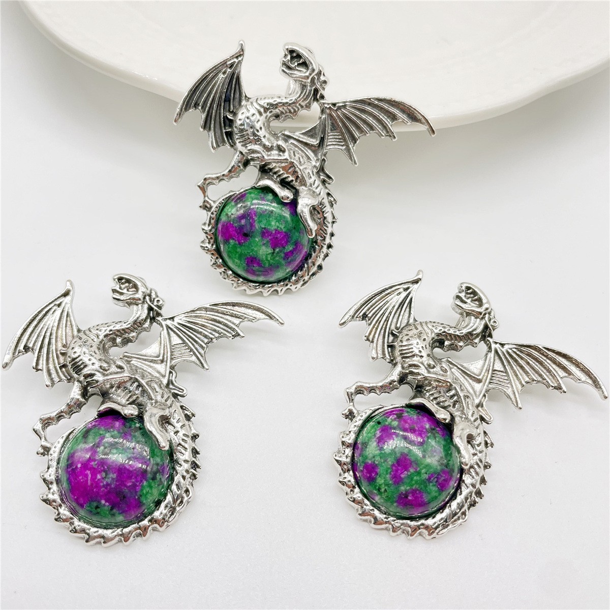 10pcs Mixed Natural Stone Flying Dragon Pendants Healing DIY Jewelry Making