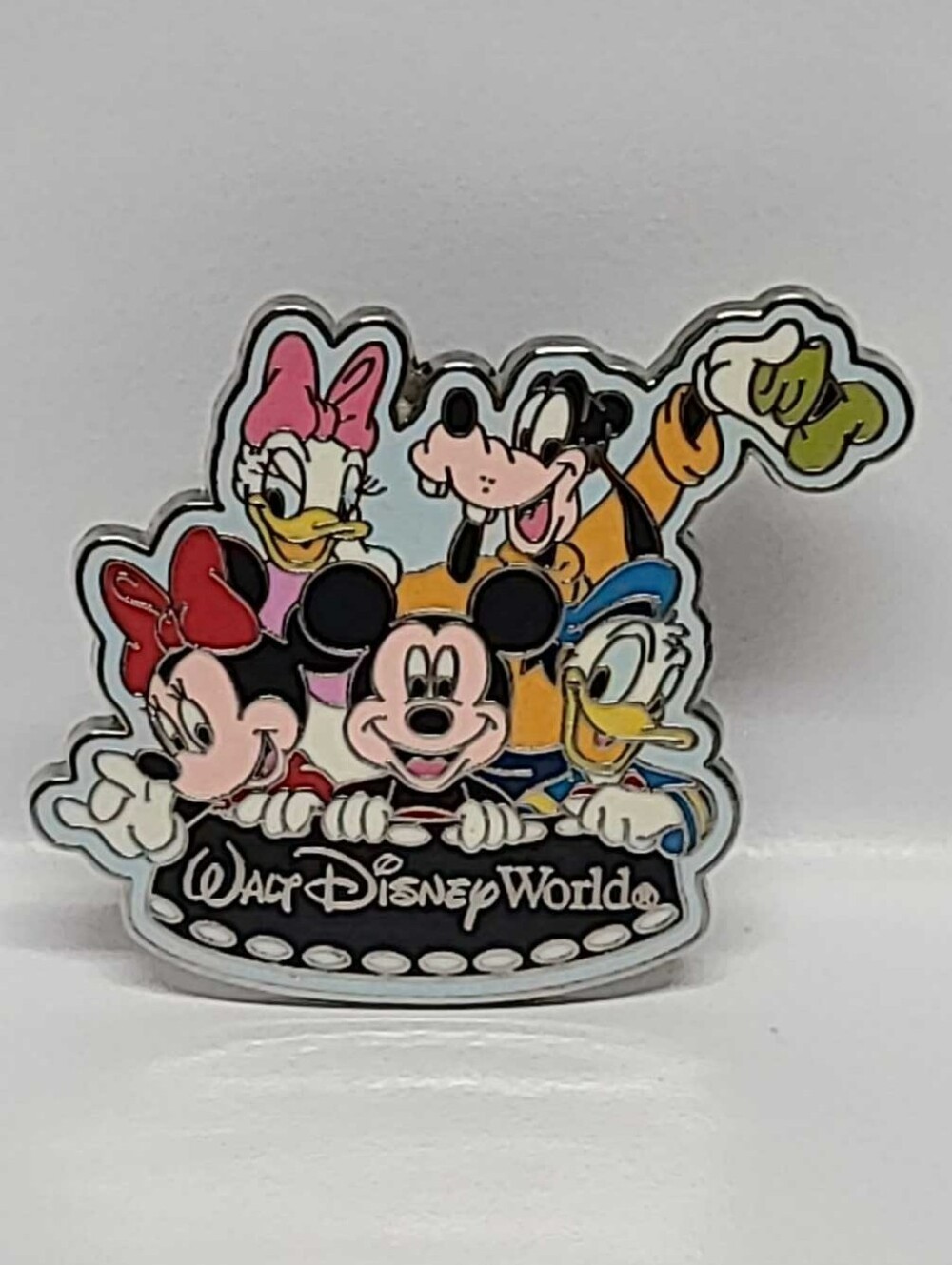 Disney Parks Pin 89600 WDW Mickey Minnie Goofy Donald Daisy Filmstip Enamel