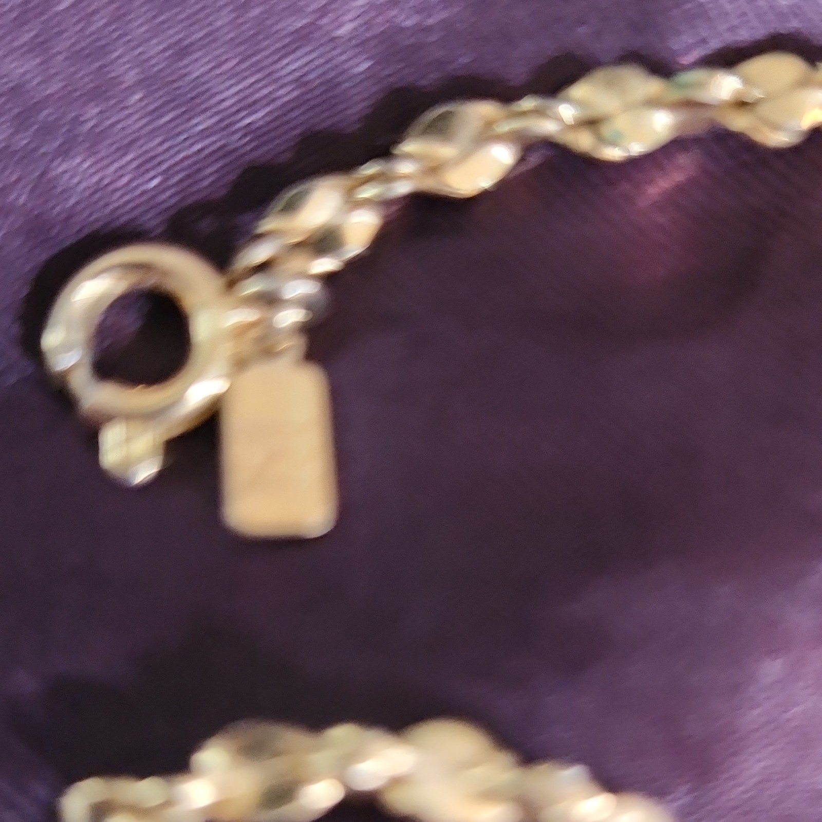 Gold Tone Rope Chain Necklace Metal Spring Ring Closure No Stone