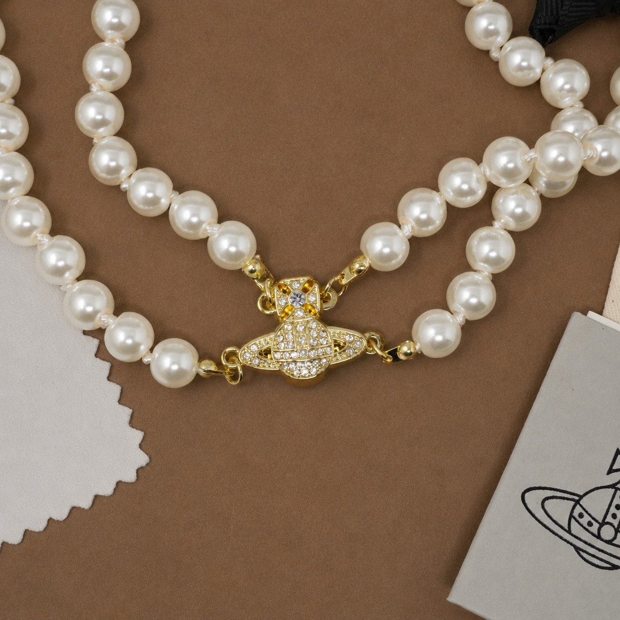 Vivienne Westwood Necklace Chocker Two Row Pearl Gold Magnetic Orb Pendant & Box
